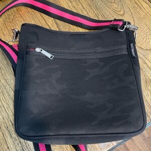Prenelove Crossbody Purse, black camouflage w/hot pink interior & strap, EUC!